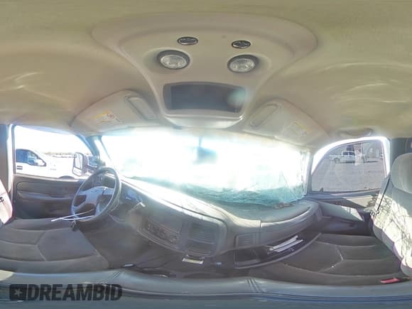 ✅ 2005 Chevrolet Silverado 2500HD LS • VIN: 1GCHK23275F851139 • Lot: 86620585. Wystawiony na Copart z przebiegiem Nie podano. Bezpłatny archiwum sprzedaży aukcyjnych z USA i szczegółowy raport historii pojazdu na DreamBid. Zdjęcie 15.