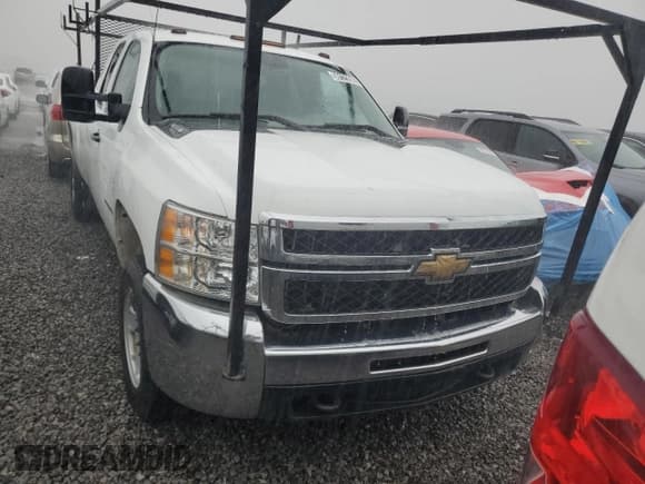 ✅ 2013 Chevrolet Silverado 2500HD Work Truck • VIN: 1GC2KVCG0DZ360041 • Lot: 59129505. Wystawiony na Copart z przebiegiem 201 346 mil. Bezpłatny archiwum sprzedaży aukcyjnych z USA i szczegółowy raport historii pojazdu na DreamBid. Zdjęcie 5.