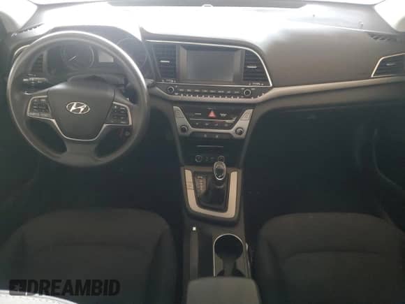 2018 Hyundai Elantra SEL z VIN 5NPD84LF1JH291193, wystawiony jako Copart lot #84646905 z przebiegiem 135 151 mil mil oraz Szkoda całkowita • Salvage title. Historia ofert i sprzedaży dostępna na DreamBid. Obrazek 8.