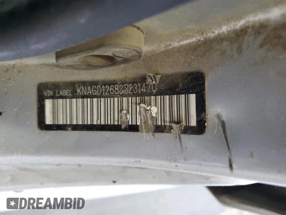 ✅ 2003 Kia Optima LX • VIN: KNAGD126835231470 • Лот: 81158395. Опубликован ранее на Copart с пробегом 126 172 миль. Бесплатный доступ к архиву аукционных продаж из США и подробный отчёт об истории автомобиля на DreamBid. Изображение 13.