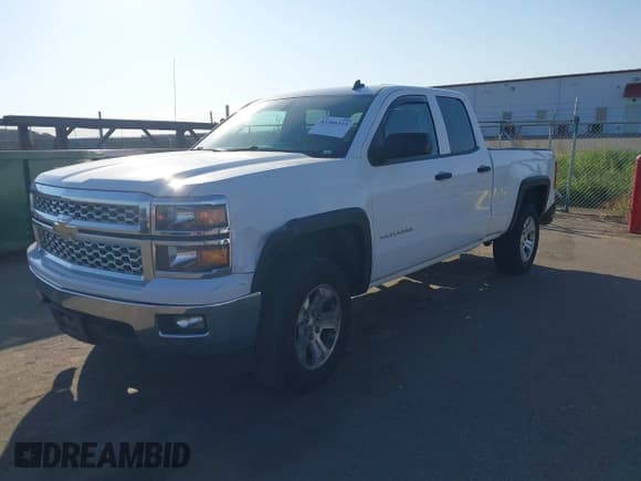 ✅ 2014 Chevrolet Silverado 1500 LT • VIN: 1GCVKREH9EZ157208 • Lot: 43366315. Wystawiony na IAAI z przebiegiem 154 433 mil. Bezpłatny archiwum sprzedaży aukcyjnych z USA i szczegółowy raport historii pojazdu na DreamBid. Zdjęcie 2.