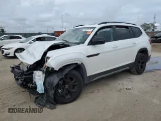 ✅ 2024 Volkswagen Atlas Peak Edition SEL • VIN: 1V2GR2CA7RC550827 • Lot: 86702674. Listed on Copart with 1,608 mi. Free auction sales archive from the USA and detailed vehicle history report at DreamBid. Image 1.