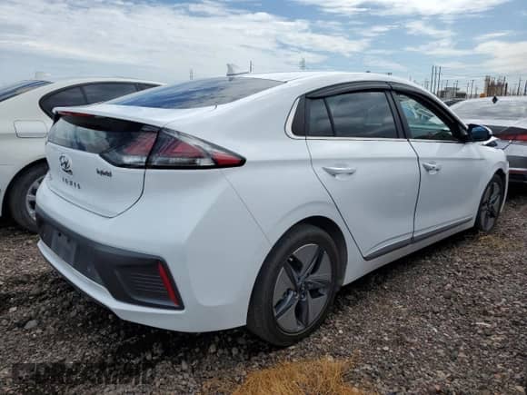 2021 Hyundai Ioniq Limited с VIN KMHC05LC2MU255940, выставлен на аукционе Copart как лот 60332364 с пробегом Не указан миль и Списание • Salvage title. История ставок и продаж доступна на DreamBid. Изображение 3.