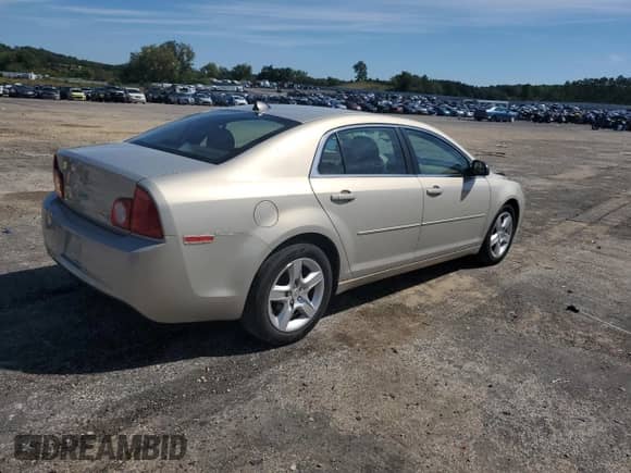 2012 Chevrolet Malibu 1LS with VIN 1G1ZB5E05CF224947, listed as a Copart auction lot 69890444 with 156,669 mi miles and Clean title. Bid and sale history available at DreamBid. Image 3.