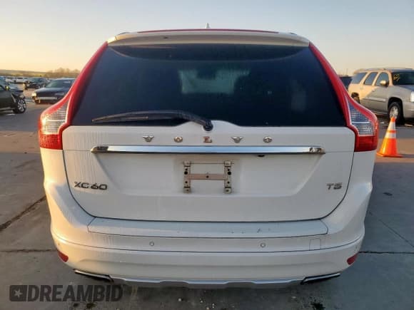 ✅ 2015 Volvo XC60 T5 Drive-E Premier Plus • VIN: YV440MDC5F2574701 • Лот: 47841665. Опубликован ранее на Copart с пробегом 78 444 миль. Бесплатный доступ к архиву аукционных продаж из США и подробный отчёт об истории автомобиля на DreamBid. Изображение 6.