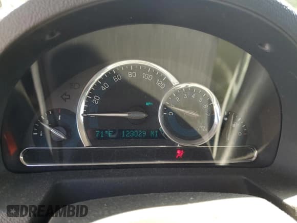 ✅ 2008 Chevrolet HHR LS • VIN: 3GNCA13D08S709960 • Lot: 53173895. Listed on Copart with 123,029 mi. Free auction sales archive from the USA and detailed vehicle history report at DreamBid. Image 9.