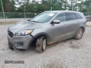 ✅ 2016 Kia Sorento LX • VIN: 5XYPG4A58GG010789 • Lot: 42290618. Listed on IAAI with 163,053 mi. Free auction sales archive from the USA and detailed vehicle history report at DreamBid. Image 17.