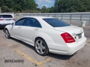 ✅ 2009 Mercedes-Benz S 550 • VIN: WDDNG71X29A268339 • Lot: 43213244. Wystawiony na IAAI z przebiegiem 235 380 mil. Bezpłatny archiwum sprzedaży aukcyjnych z USA i szczegółowy raport historii pojazdu na DreamBid. Zdjęcie 3.