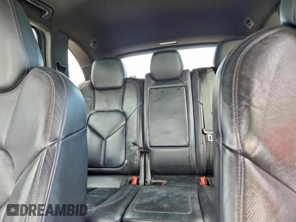 ✅ 2012 Porsche Cayenne • VIN: WP1AA2A27CLA01063 • Lot: 96811945. Wystawiony na Copart z przebiegiem 143 491 mil. Bezpłatny archiwum sprzedaży aukcyjnych z USA i szczegółowy raport historii pojazdu na DreamBid. Zdjęcie 10.