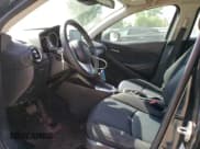 ✅ 2016 Scion iA • VIN: 3MYDLBZV8GY112646 • Лот: 51481723. Опубликован ранее на Copart с пробегом 98 781 миль. Бесплатный доступ к архиву аукционных продаж из США и подробный отчёт об истории автомобиля на DreamBid. Изображение 7.