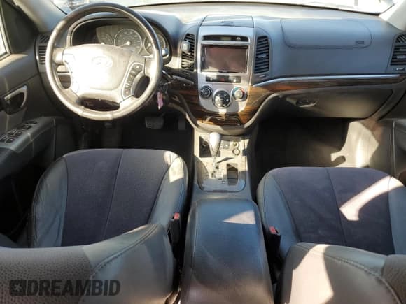 ✅ 2012 Hyundai Santa Fe SE • VIN: 5XYZHDAG2CG156591 • Lot: 79844834. Listed on Copart with Not provided. Free auction sales archive from the USA and detailed vehicle history report at DreamBid. Image 8.