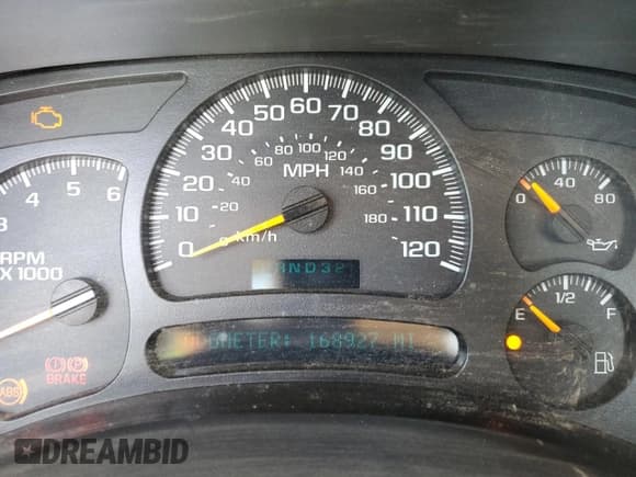 ✅ 2005 Chevrolet Silverado 1500 Work Truck • VIN: 1GCEC14X75Z351159 • Лот: 68656704. Опубликован ранее на Copart с пробегом 168 927 миль. Бесплатный доступ к архиву аукционных продаж из США и подробный отчёт об истории автомобиля на DreamBid. Изображение 9.