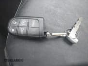 ✅ 2014 Chrysler 300 Uptown Edition • VIN: 2C3CCAAG7EH200869 • Лот: 43549692. Опубликован ранее на IAAI с пробегом 184 664 миль. Бесплатный доступ к архиву аукционных продаж из США и подробный отчёт об истории автомобиля на DreamBid. Изображение 11.