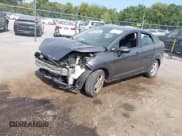 ✅ 2018 Ford Fiesta SE • VIN: 3FADP4BJXJM140037 • Lot: 43220493. Wystawiony na IAAI z przebiegiem 76 495 mil. Bezpłatny archiwum sprzedaży aukcyjnych z USA i szczegółowy raport historii pojazdu na DreamBid. Zdjęcie 18.