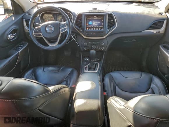 ✅ 2017 Jeep Cherokee 75th Anniversary Edition • VIN: 1C4PJMCB4HW587943 • Лот: 94494605. Опубликован ранее на Copart с пробегом 145 336 миль. Бесплатный доступ к архиву аукционных продаж из США и подробный отчёт об истории автомобиля на DreamBid. Изображение 8.