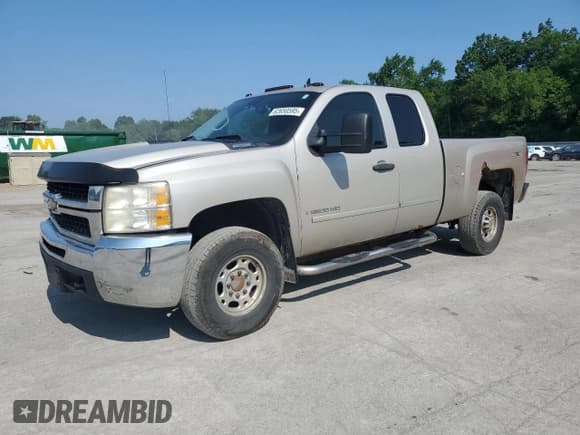 ✅ 2009 Chevrolet Silverado 2500HD LT • VIN: 1GCHK59K69E112140 • Лот: 62650595. Опубликован ранее на Copart с пробегом 291 863 миль. Бесплатный доступ к архиву аукционных продаж из США и подробный отчёт об истории автомобиля на DreamBid. Изображение 1.