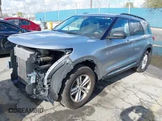 ✅ 2022 Ford Explorer XLT • VIN: 1FMSK7DH3NGB59231 • Lot: 43668284. Listed on IAAI with 50,022 mi. Free auction sales archive from the USA and detailed vehicle history report at DreamBid. Image 2.