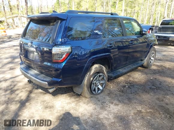 ✅ 2021 Toyota 4Runner TRD Off Road Premium • VIN: JTERU5JR3M5897552 • Lot: 41995904. Listed on IAAI with 90,097 mi. Free auction sales archive from the USA and detailed vehicle history report at DreamBid. Image 4.