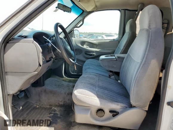 ✅ 1997 Ford F-150 XL • VIN: 1FTEX17L4VNB66944 • Lot: 62298315. Wystawiony na Copart z przebiegiem 172 314 mil. Bezpłatny archiwum sprzedaży aukcyjnych z USA i szczegółowy raport historii pojazdu na DreamBid. Zdjęcie 7.