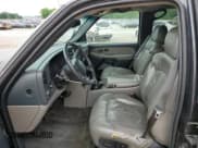 ✅ 2002 Chevrolet Suburban LT • VIN: 1GNFK16Z42J301570 • Лот: 54318505. Опубликован ранее на Copart с пробегом 208 223 миль. Бесплатный доступ к архиву аукционных продаж из США и подробный отчёт об истории автомобиля на DreamBid. Изображение 7.