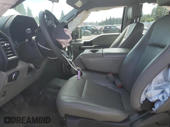 ✅ 2019 Ford F-150 XL • VIN: 1FTEX1EBXKKE83151 • Lot: 69352585. Wystawiony na Copart z przebiegiem 123 623 mil. Bezpłatny archiwum sprzedaży aukcyjnych z USA i szczegółowy raport historii pojazdu na DreamBid. Zdjęcie 7.