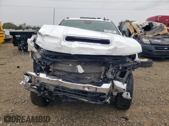 ✅ 2024 Chevrolet Silverado 2500HD LT • VIN: 1GC4YNEY7RF101276 • Lot: 82091005. Wystawiony na Copart z przebiegiem 45 100 mil. Bezpłatny archiwum sprzedaży aukcyjnych z USA i szczegółowy raport historii pojazdu na DreamBid. Zdjęcie 5.