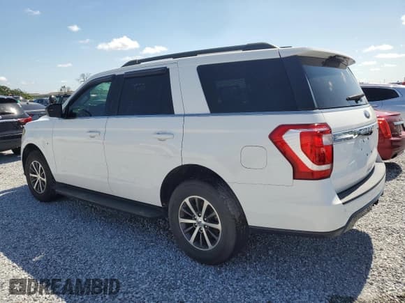 ✅ 2019 Ford Expedition XL • VIN: 1FMJU1FT1KEA12398 • Lot: 62321135. Listed on Copart with 45,738 mi. Free auction sales archive from the USA and detailed vehicle history report at DreamBid. Image 2.