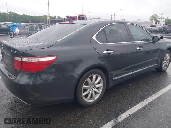 ✅ 2007 Lexus LS 460 • VIN: JTHBL46F175009451 • Lot: 42259147. Wystawiony na IAAI z przebiegiem 149 129 mil. Bezpłatny archiwum sprzedaży aukcyjnych z USA i szczegółowy raport historii pojazdu na DreamBid. Zdjęcie 4.