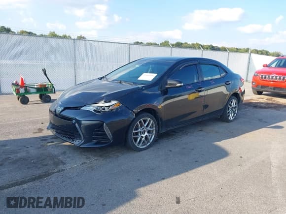 ✅ 2018 Toyota Corolla L • VIN: 5YFBURHEXJP810549 • Lot: 43185168. Listed on IAAI with 172,673 mi. Free auction sales archive from the USA and detailed vehicle history report at DreamBid. Image 17.