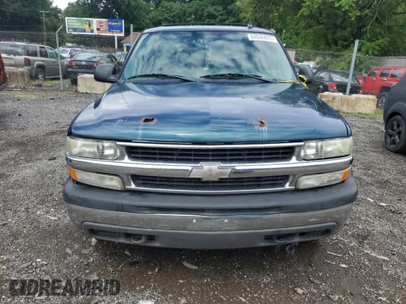 ✅ 2005 Chevrolet Suburban LT • VIN: 1GNFK16Z95J117326 • Лот: 62635875. Опубликован ранее на Copart с пробегом 308 712 миль. Бесплатный доступ к архиву аукционных продаж из США и подробный отчёт об истории автомобиля на DreamBid. Изображение 5.