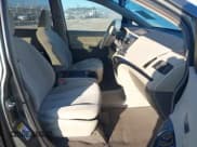 ✅ 2011 Toyota Sienna LE • VIN: 5TDKK3DC4BS109246 • Lot: 43685516. Listed on IAAI with 182,496 mi. Free auction sales archive from the USA and detailed vehicle history report at DreamBid. Image 5.