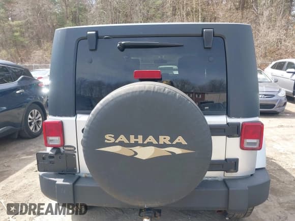 ✅ 2007 Jeep Wrangler Unlimited Sahara • VIN: 1J4GA59167L195254 • Lot: 41945934. Listed on IAAI with 252,496 mi. Free auction sales archive from the USA and detailed vehicle history report at DreamBid. Image 16.