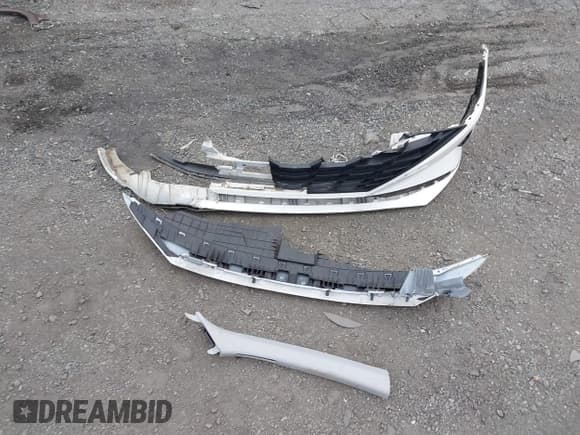 ✅ 2023 Hyundai Elantra SEL • VIN: 5NPLM4AG8PH101675 • Лот: 43570267. Опубликован ранее на IAAI с пробегом 70 906 миль. Бесплатный доступ к архиву аукционных продаж из США и подробный отчёт об истории автомобиля на DreamBid. Изображение 11.