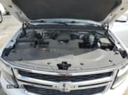 ✅ 2016 Chevrolet Suburban LS • VIN: 1GNSCGKC4GR295021 • Lot: 59410004. Wystawiony na Copart z przebiegiem 125 117 mil. Bezpłatny archiwum sprzedaży aukcyjnych z USA i szczegółowy raport historii pojazdu na DreamBid. Zdjęcie 12.