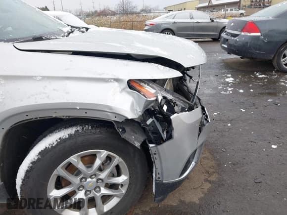 ✅ 2020 Chevrolet Traverse LT Cloth • VIN: 1GNERGKW6LJ150836 • Лот: 40907413. Опубликован ранее на IAAI с пробегом 87 133 миль. Бесплатный доступ к архиву аукционных продаж из США и подробный отчёт об истории автомобиля на DreamBid. Изображение 6.