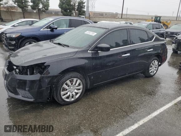 ✅ 2017 Nissan Sentra S • VIN: 3N1AB7AP5HY285303 • Lot: 92683785. Wystawiony na Copart z przebiegiem 71 301 mil. Bezpłatny archiwum sprzedaży aukcyjnych z USA i szczegółowy raport historii pojazdu na DreamBid. Zdjęcie 1.