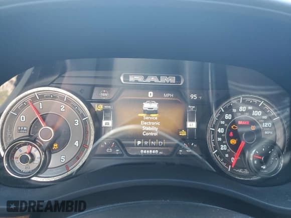 ✅ 2022 Ram 2500 Longhorn • VIN: 3C6UR5GL0NG124686 • Lot: 61404735. Wystawiony na Copart z przebiegiem 46 840 mil. Bezpłatny archiwum sprzedaży aukcyjnych z USA i szczegółowy raport historii pojazdu na DreamBid. Zdjęcie 9.