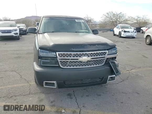 2005 Chevrolet Silverado 1500 Work Truck с VIN 1GCEC14X45Z290157, выставлен на аукционе Copart как лот 49680725 с пробегом 154 298 миль миль и Списание • Salvage title. История ставок и продаж доступна на DreamBid. Изображение 10.