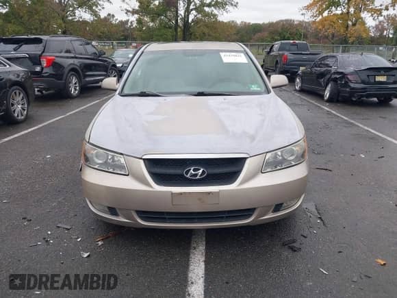 2006 Hyundai Sonata GLS with VIN 5NPEU46F46H018834, listed as a IAAI auction lot 43439822 with 72,494 mi miles and . Bid and sale history available at DreamBid. Image 12.