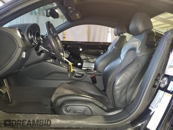 ✅ 2013 Audi TT 2.0T Prestige • VIN: TRUKFAFK6D1015713 • Лот: 83779384. Опубликован ранее на Copart с пробегом 122 317 миль. Бесплатный доступ к архиву аукционных продаж из США и подробный отчёт об истории автомобиля на DreamBid. Изображение 7.