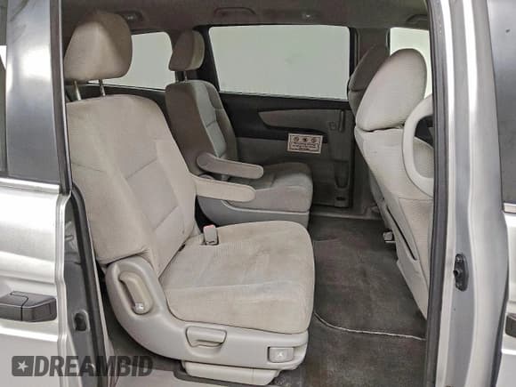 ✅ 2011 Honda Odyssey LX • VIN: 5FNRL5H25BB010240 • Лот: 91743005. Опубликован ранее на Copart с пробегом 132 107 миль. Бесплатный доступ к архиву аукционных продаж из США и подробный отчёт об истории автомобиля на DreamBid. Изображение 11.