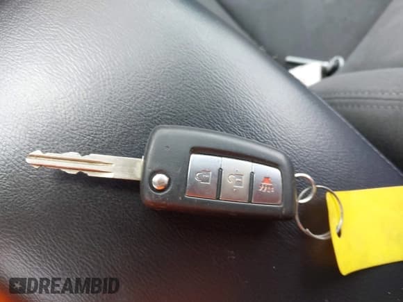 ✅ 2016 Nissan Rogue S • VIN: KNMAT2MV3GP677560 • Лот: 43399738. Опубликован ранее на IAAI с пробегом 105 233 миль. Бесплатный доступ к архиву аукционных продаж из США и подробный отчёт об истории автомобиля на DreamBid. Изображение 11.