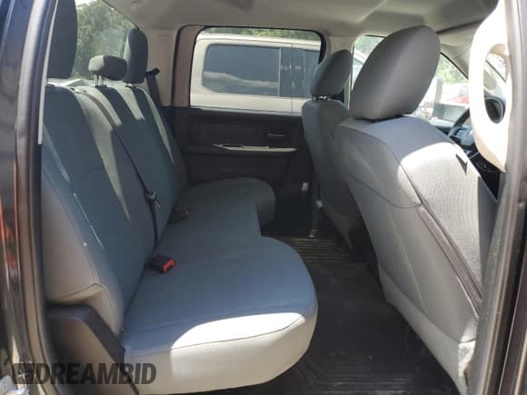 ✅ 2016 Ram 3500 Tradesman • VIN: 3C63RRGL8GG335463 • Лот: 64975535. Опубликован ранее на Copart с пробегом 93 148 миль. Бесплатный доступ к архиву аукционных продаж из США и подробный отчёт об истории автомобиля на DreamBid. Изображение 10.