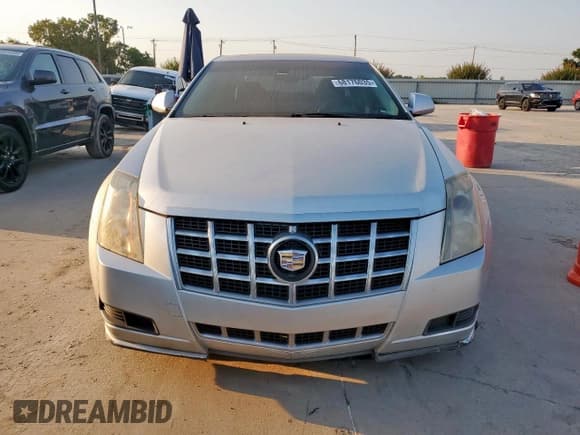✅ 2013 Cadillac CTS Luxury • VIN: 1G6DG5E52D0102469 • Lot: 68176035. Wystawiony na Copart z przebiegiem 195 844 mil. Bezpłatny archiwum sprzedaży aukcyjnych z USA i szczegółowy raport historii pojazdu na DreamBid. Zdjęcie 5.