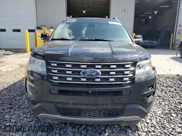 ✅ 2016 Ford Explorer Limited • VIN: 1FM5K8F89GGB30710 • Lot: 81235375. Wystawiony na Copart z przebiegiem 127 403 mil. Bezpłatny archiwum sprzedaży aukcyjnych z USA i szczegółowy raport historii pojazdu na DreamBid. Zdjęcie 5.