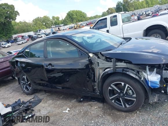 ✅ 2025 Nissan Sentra SV • VIN: 3N1AB8CV4SY209998 • Лот: 42438530. Опубликован ранее на IAAI с пробегом 14 783 миль. Бесплатный доступ к архиву аукционных продаж из США и подробный отчёт об истории автомобиля на DreamBid. Изображение 14.