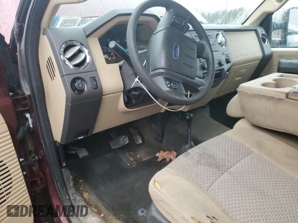 ✅ 2012 Ford F-350 XL • VIN: 1FTBF3B68CEB20422 • Lot: 83944404. Listed on Copart with 133,926 mi. Free auction sales archive from the USA and detailed vehicle history report at DreamBid. Image 8.