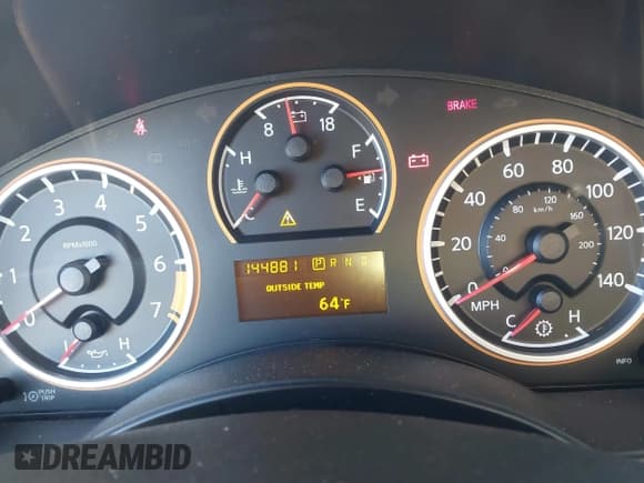 ✅ 2015 Nissan Titan SL • VIN: 1N6AA0ED3FN503995 • Lot: 43462361. Wystawiony na IAAI z przebiegiem 144 881 mil. Bezpłatny archiwum sprzedaży aukcyjnych z USA i szczegółowy raport historii pojazdu na DreamBid. Zdjęcie 7.