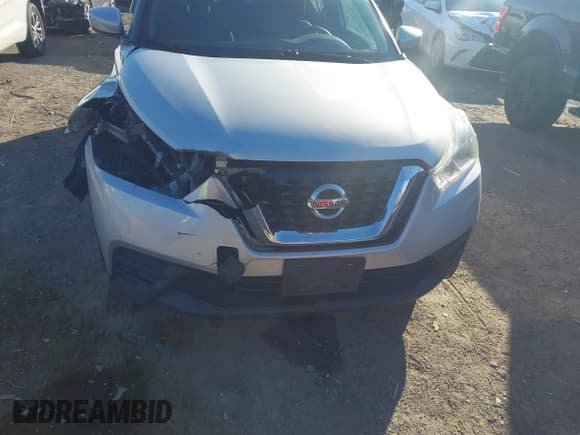 ✅ 2019 Nissan Kicks SR • VIN: 3N1CP5CU0KL535472 • Лот: 43722173. Опубликован ранее на IAAI с пробегом 145 750 миль. Бесплатный доступ к архиву аукционных продаж из США и подробный отчёт об истории автомобиля на DreamBid. Изображение 17.
