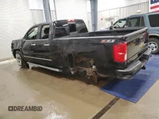 ✅ 2017 Chevrolet Silverado 1500 LTZ • VIN: 1GCVKSEC1HZ400252 • Лот: 82154555. Опубликован ранее на Copart с пробегом Не указан. Бесплатный доступ к архиву аукционных продаж из США и подробный отчёт об истории автомобиля на DreamBid. Изображение 2.